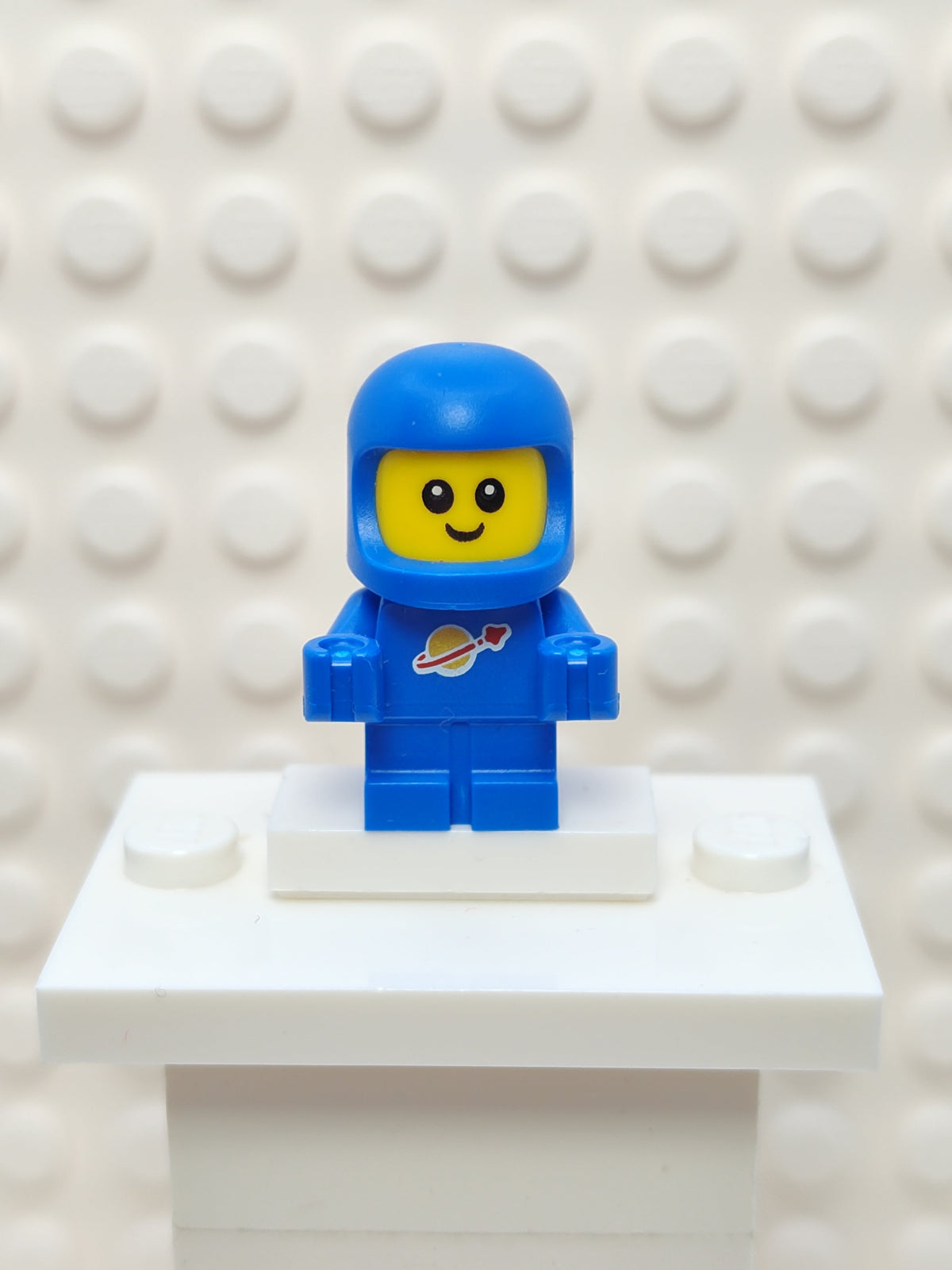 Brown Astronaut and Spacebaby, col24-3