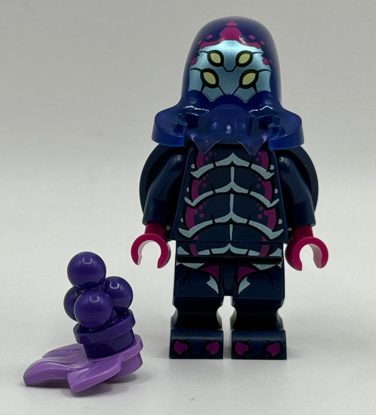 Alien Beetlezoid, col26-10