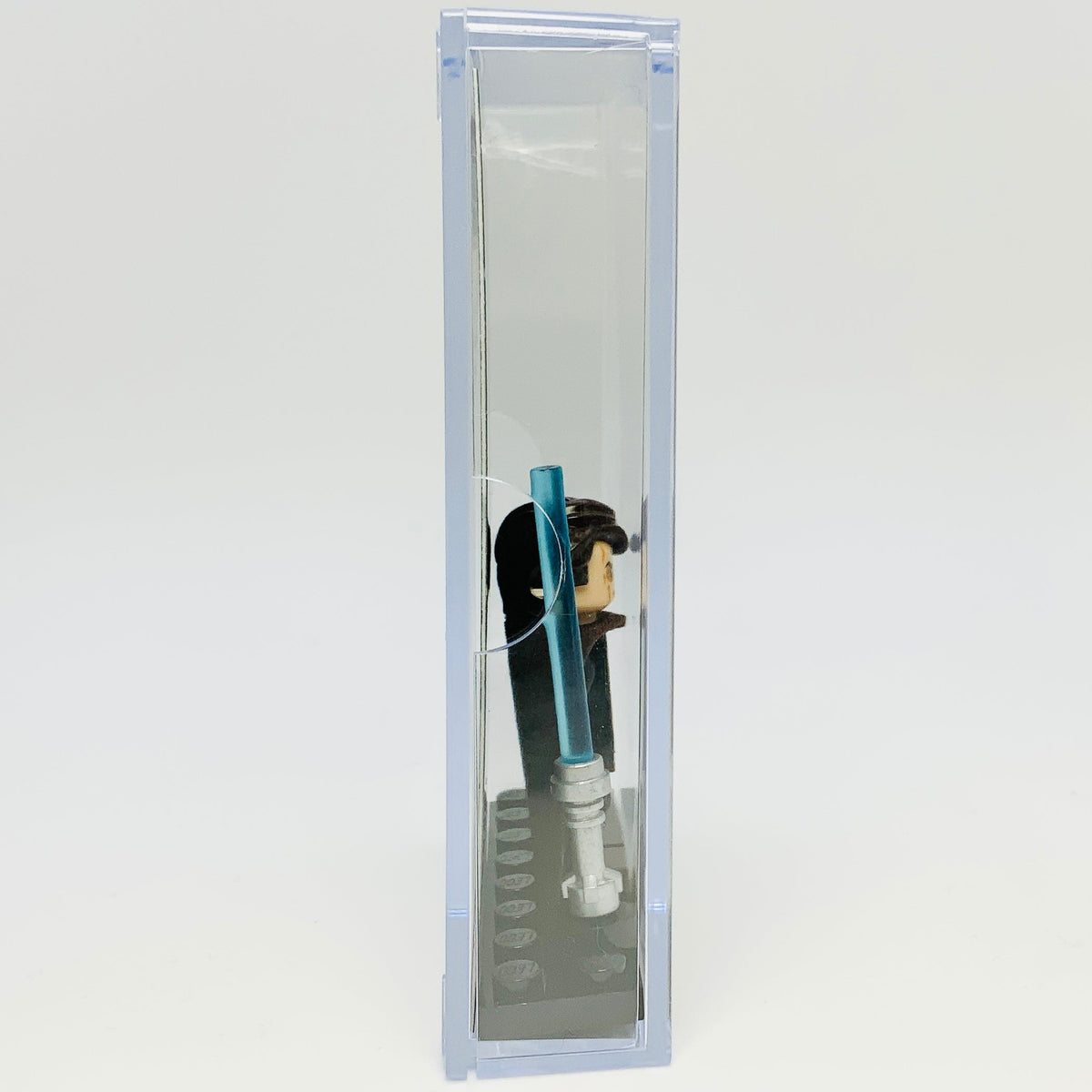 Anakin Skywalker with Trading Card & Collector’s Case