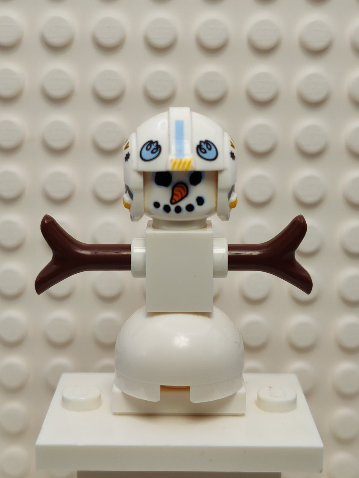 Snowman - Rebel Pilot Helmet, sw1134