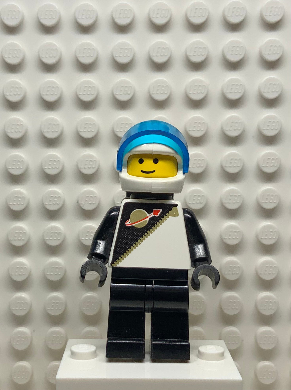 Futuron - Black with White Helmet, sp050