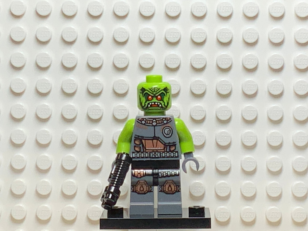 Alien Avenger, col09-11