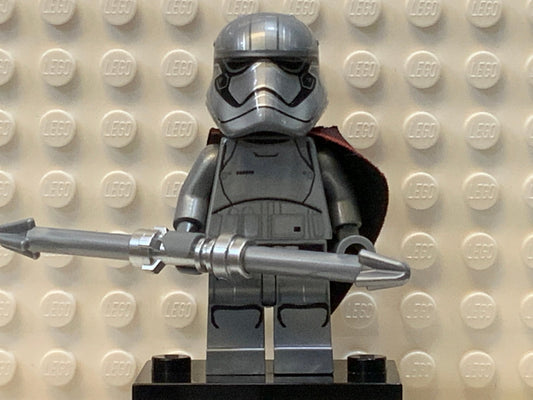 Captain Phasma, sw0904 (Pointed Mouth Pattern), LEGO® Star Wars Minifigure