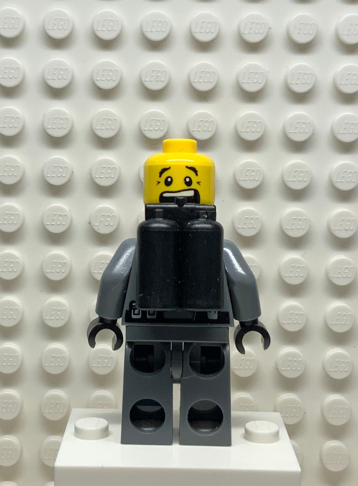 Space Police III Officer 14, Commando, Air Tanks, sp118