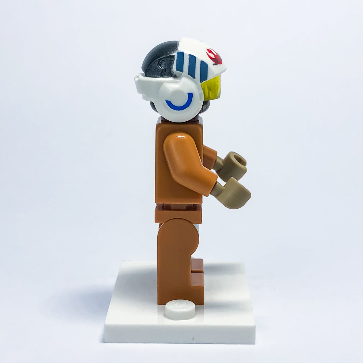 Resistance Bomber Pilot - Finch Dallow, sw1005