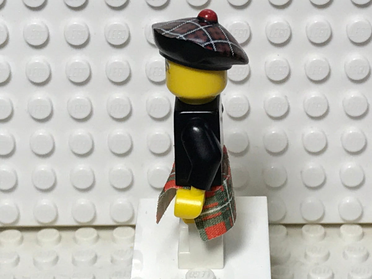 Bagpiper, col07-6